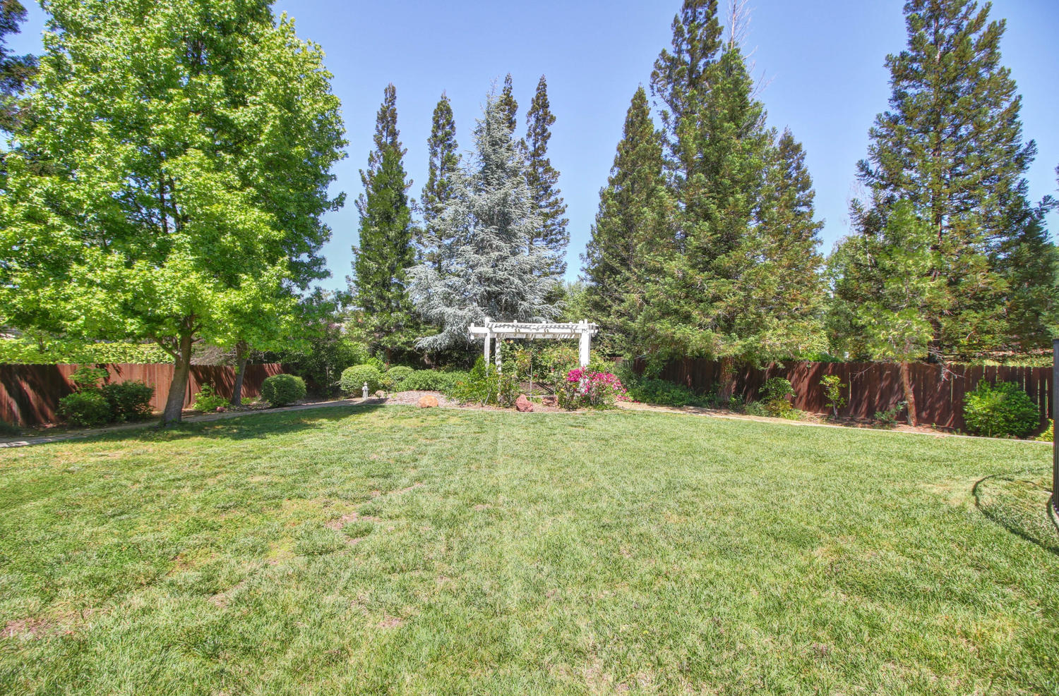 3594 Old Country Ct Roseville-large-035-33-35-1500x988-72dpi